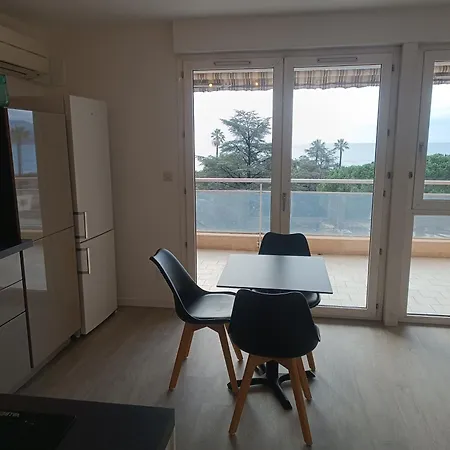 Apartment Vue Et Proche Plages